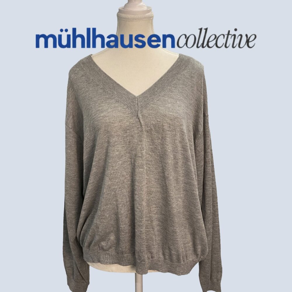 NWT Heather Gray V-Neck Lightweight Sweater Long Sleeve